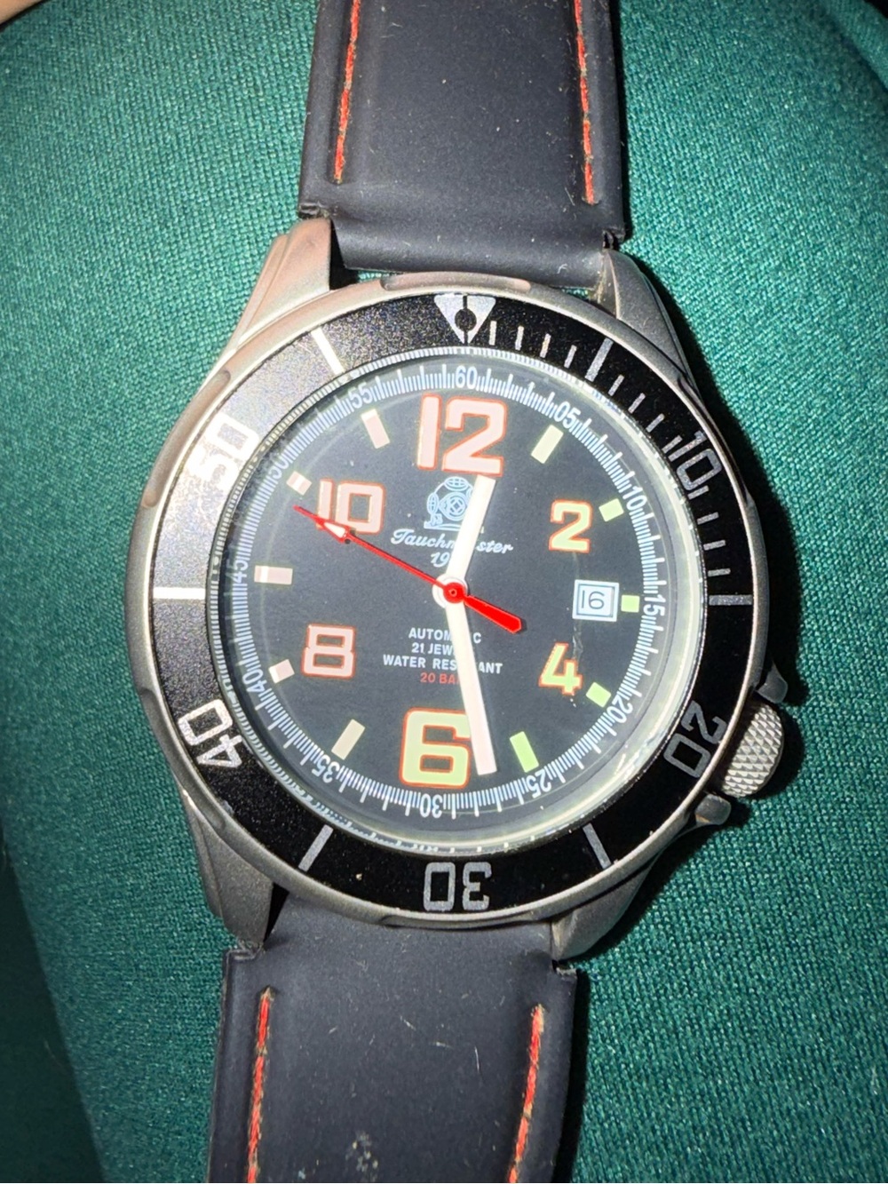 Tauchmeister 1937 T0207 Automatic 21 Jewel Men’s Dive Watch 200M